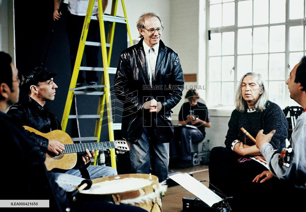 11'09'01 - September 11 (2002)