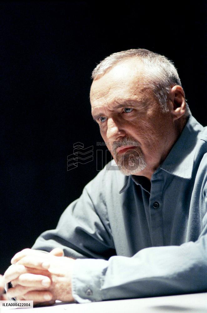 24 : Season 1 (2001)