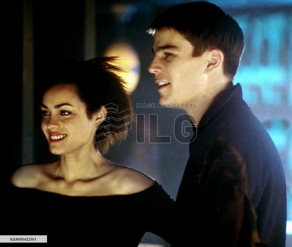 40 Days And 40 Nights (2002)