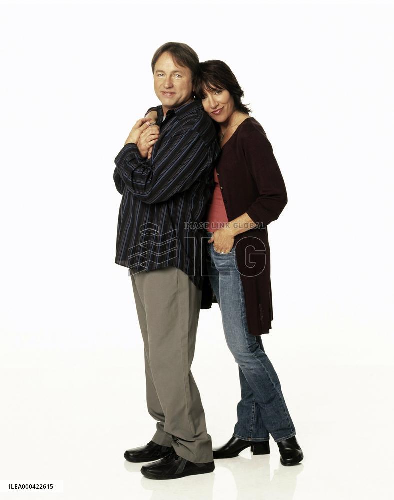 8 Simple Rules... For Dating M (2002)