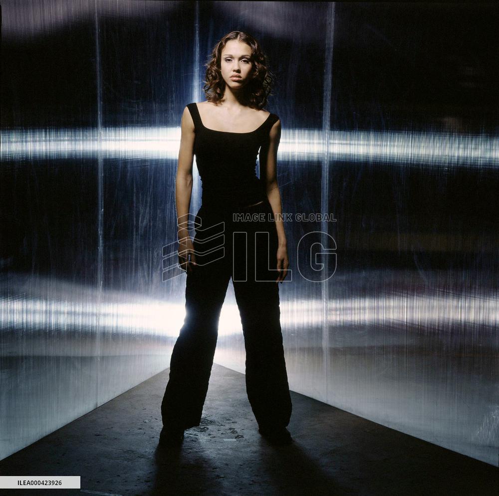 Dark Angel (2000)