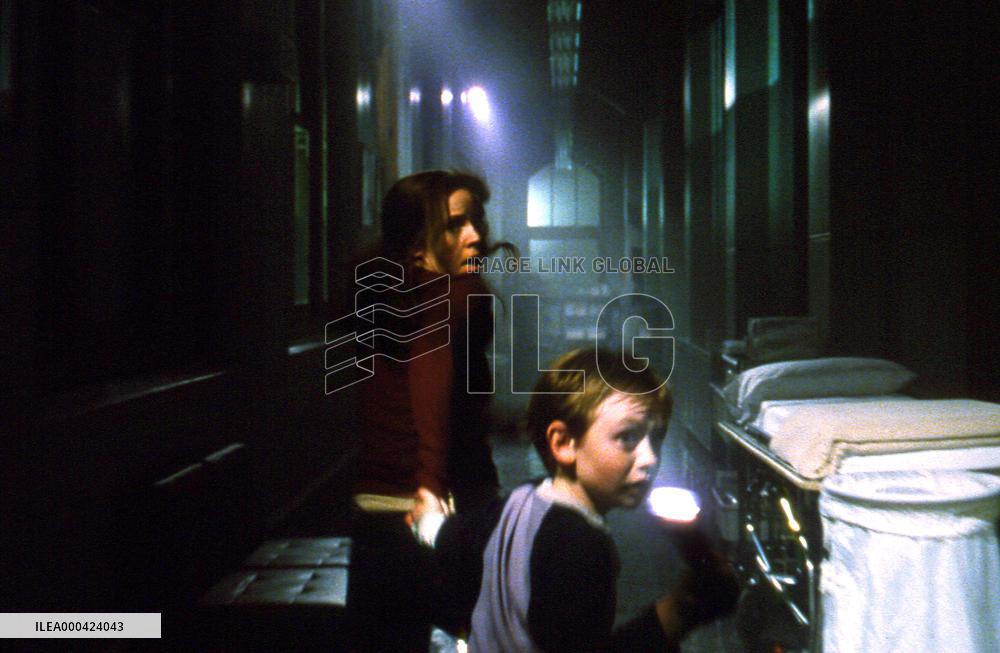 Darkness Falls (2003)