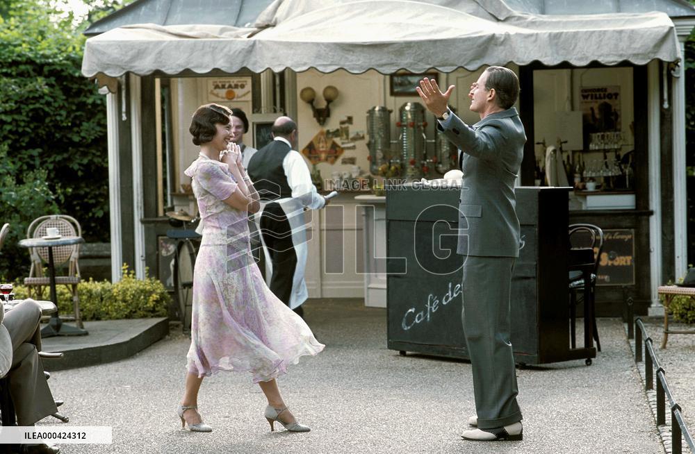 De-Lovely (2004)