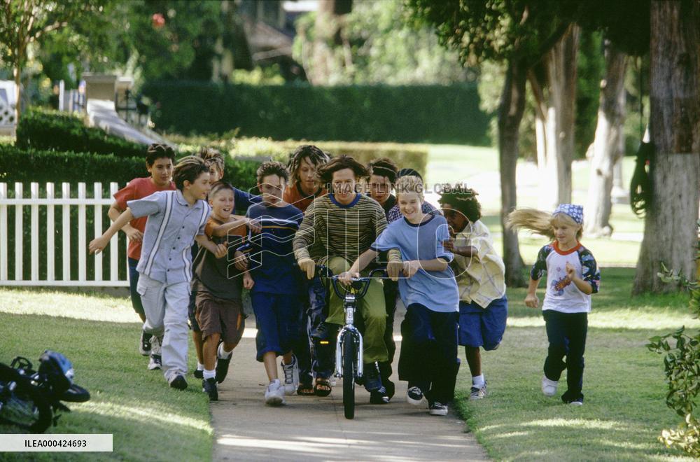 Dickie Roberts: Former Child (2003)