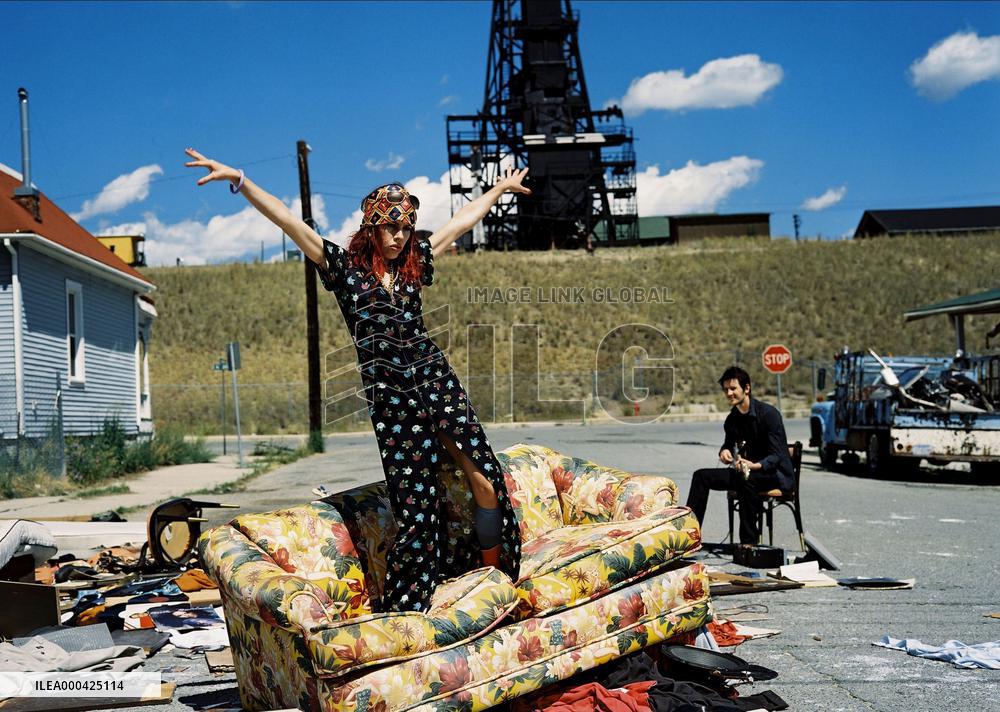 Don'T Come Knocking (2005)