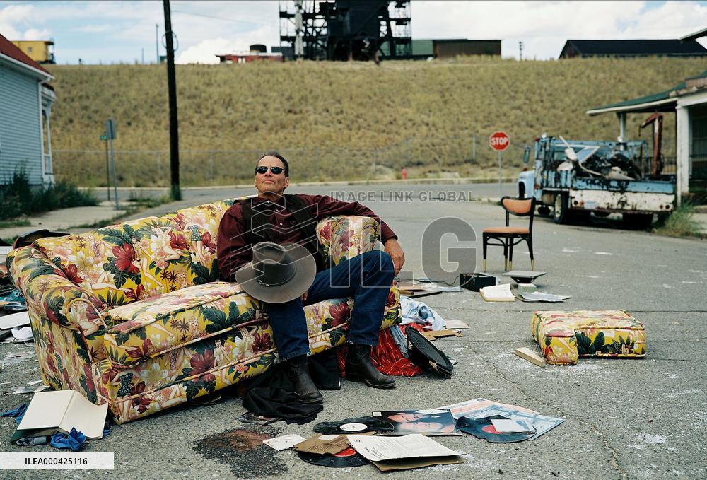 Don'T Come Knocking (2005)