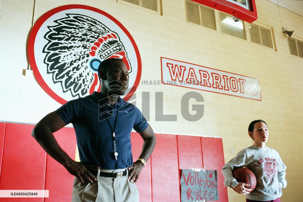 Edge Of America (2003)