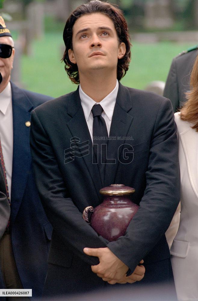 Elizabethtown (2005)