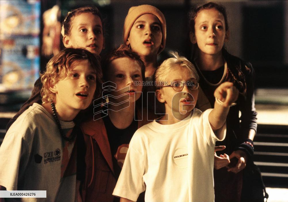 Emil And The Detectives (2001)