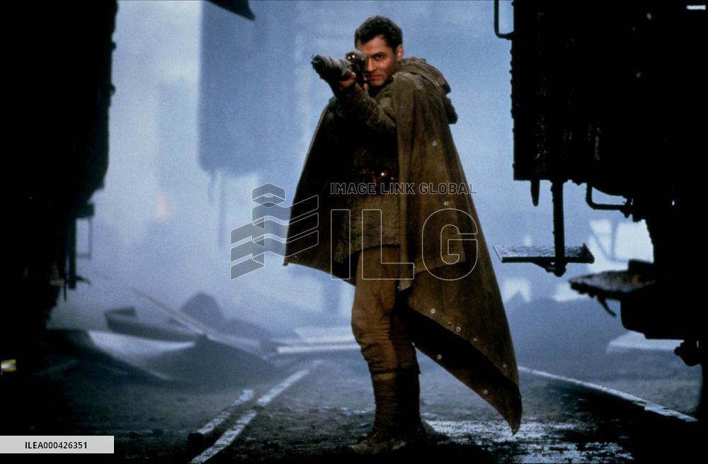 Enemy At The Gates (2001)
