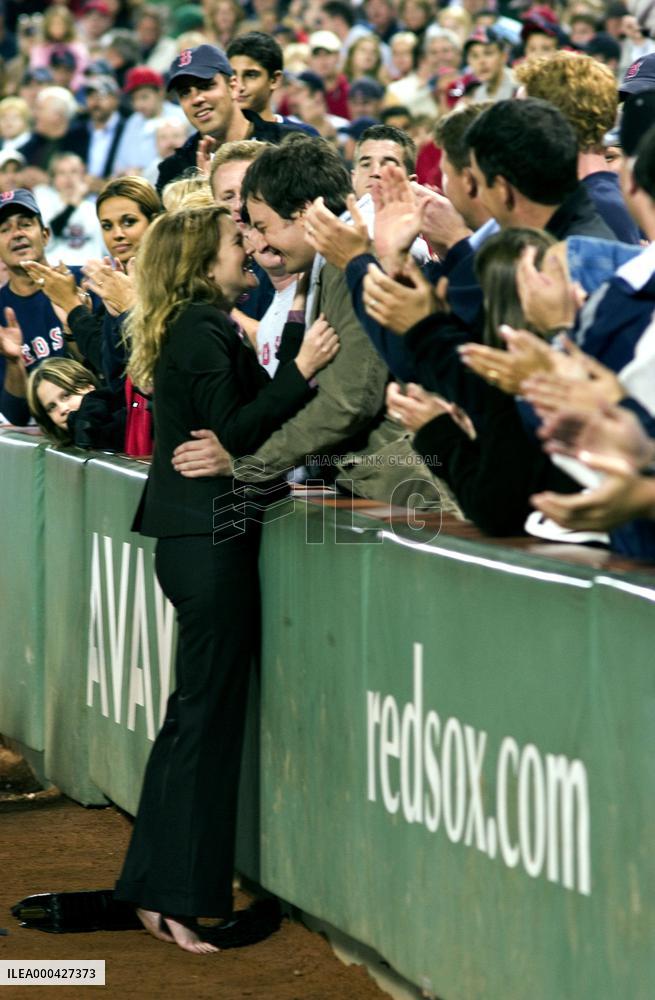 Fever Pitch; The Perfect Catch (2005)