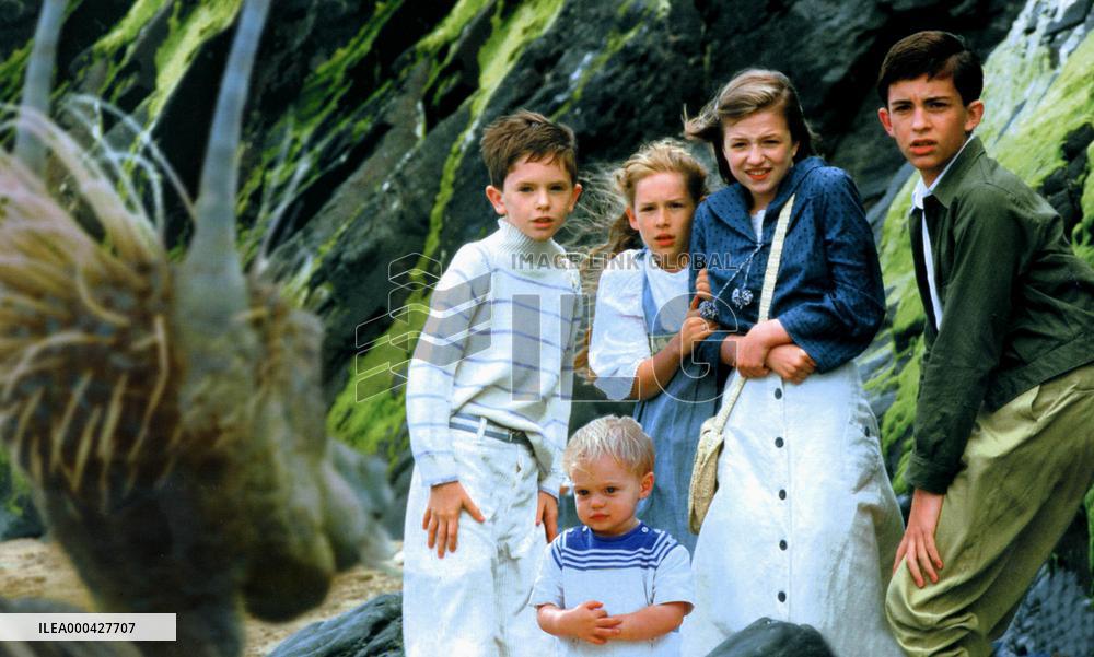 Five Children And It (2004)