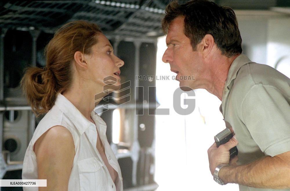 Flight Of The Phoenix (2004)
