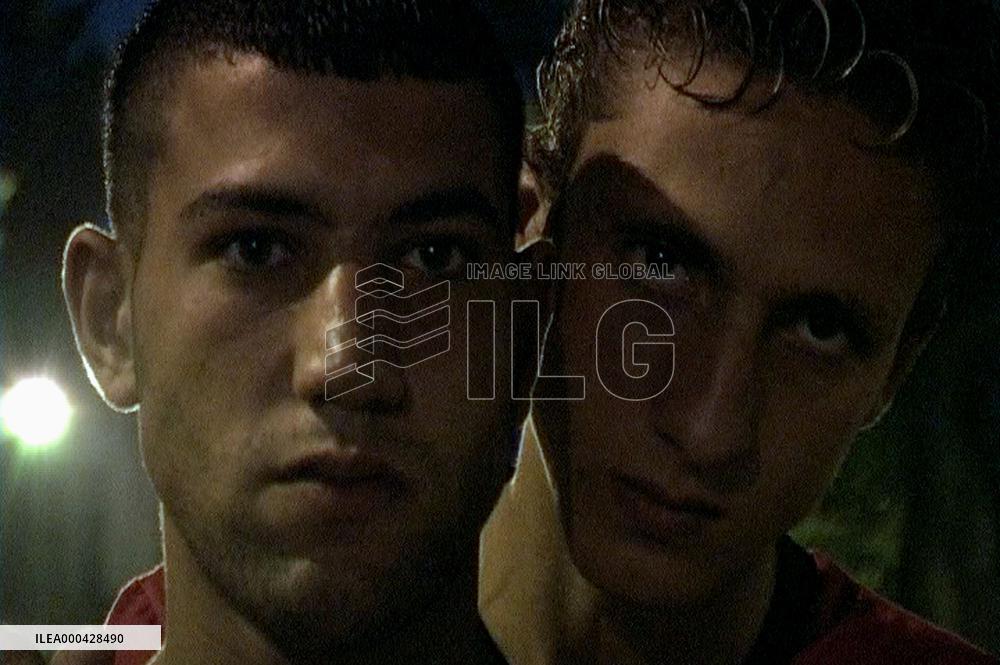 Gan; The Garden (2003)