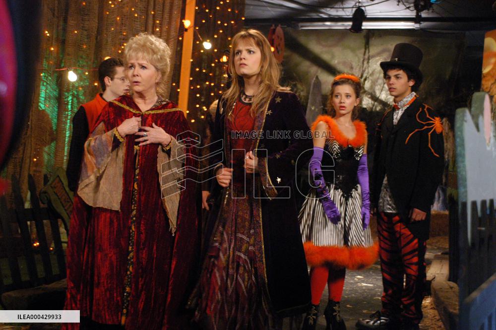 Halloweentown High (2004)