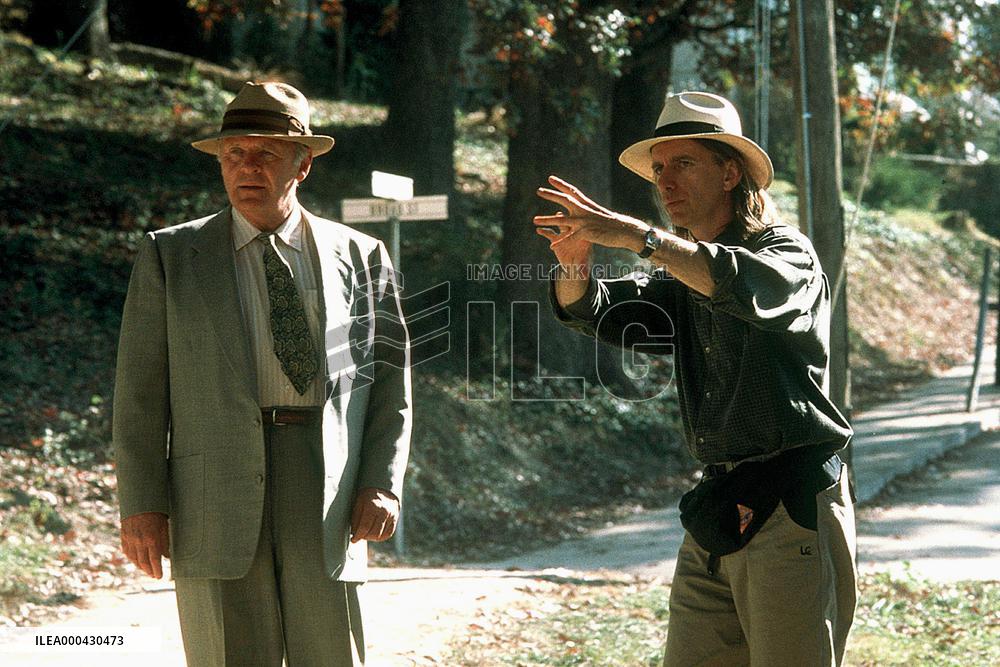 Hearts In Atlantis (2001)
