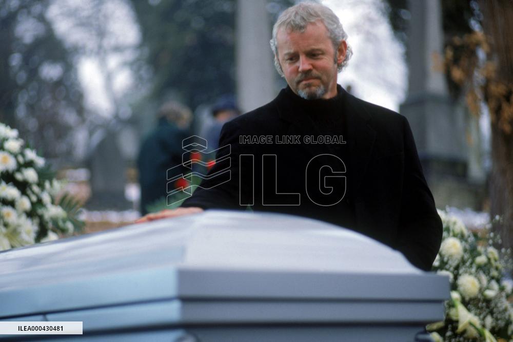 Hearts In Atlantis (2001)