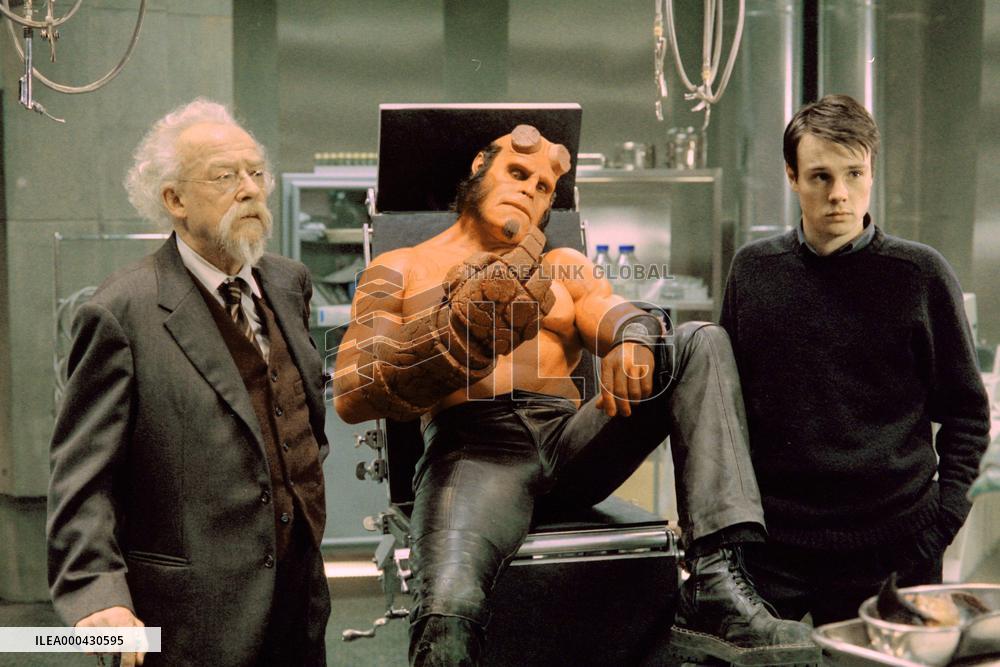 Hellboy (2004)