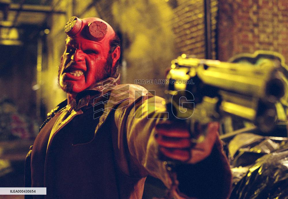 Hellboy (2004)