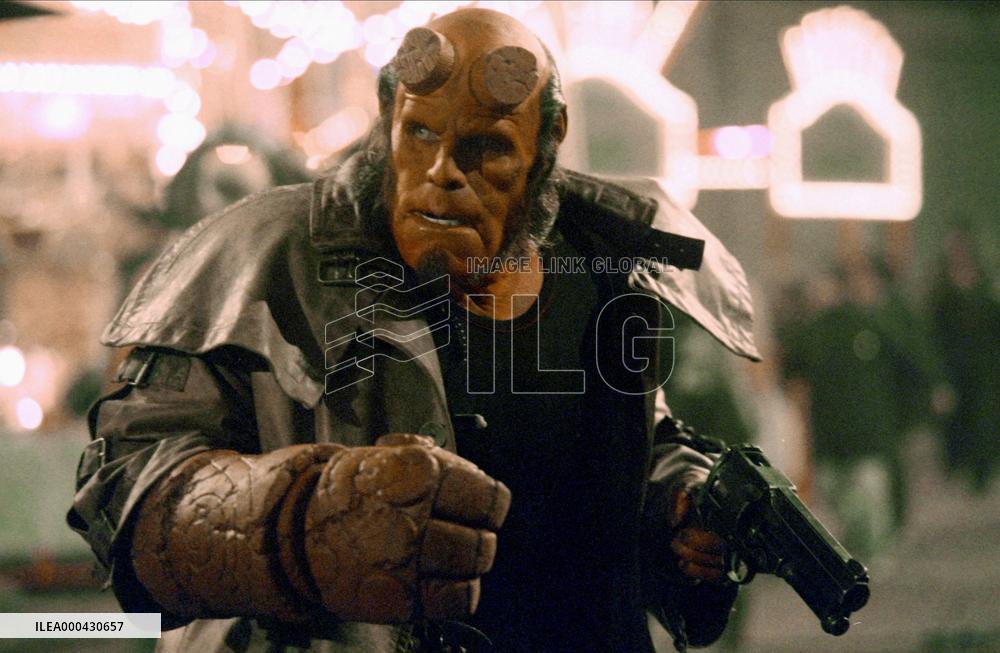 Hellboy (2004)