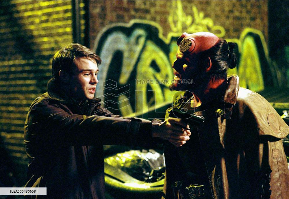Hellboy (2004)