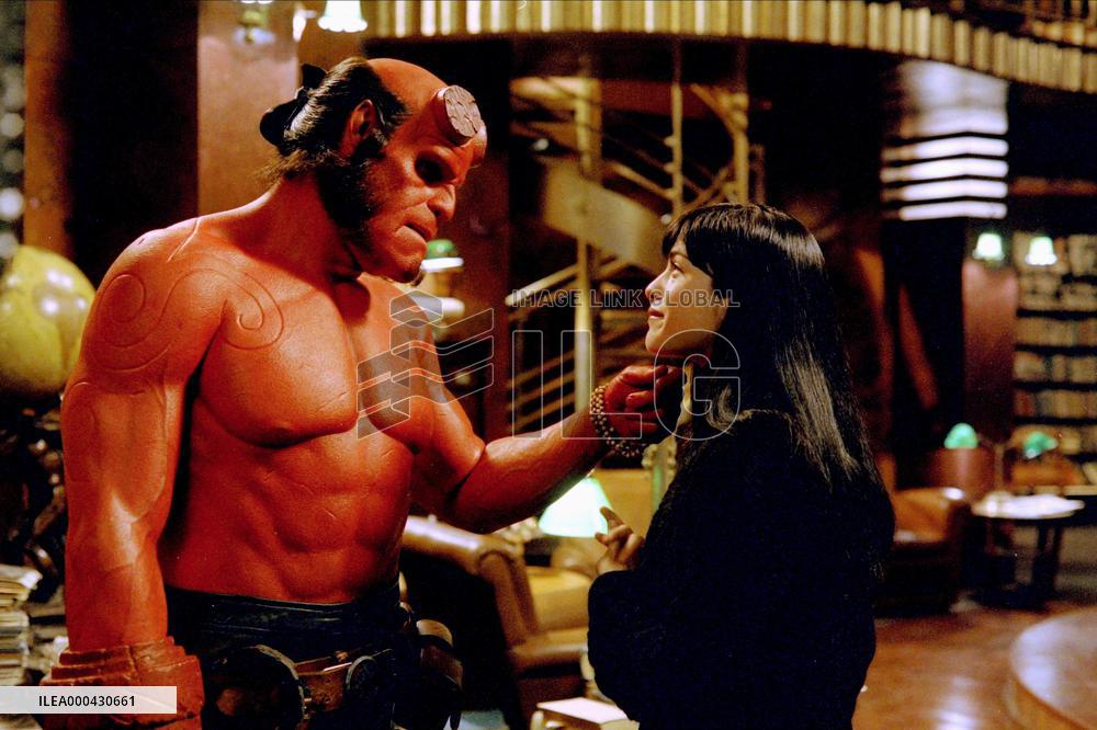 Hellboy (2004)