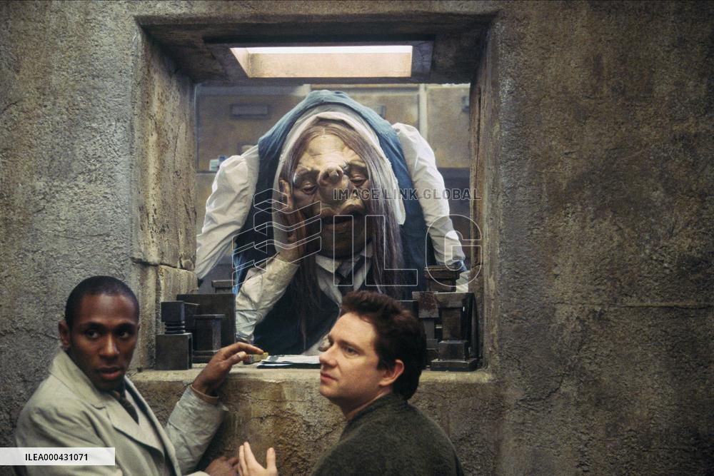 Hitchhiker's Guide To Galaxy (2005)