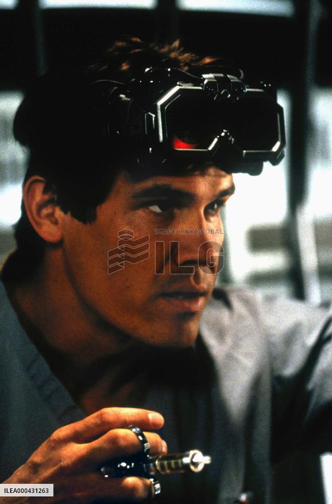 Hollow Man (2000)