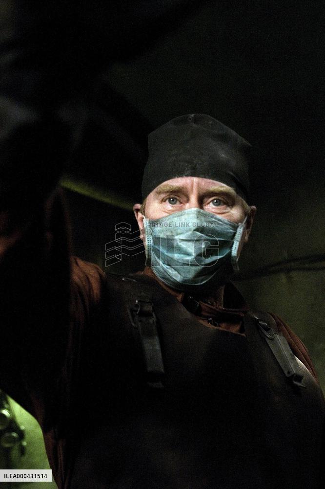 Hostel (2005)