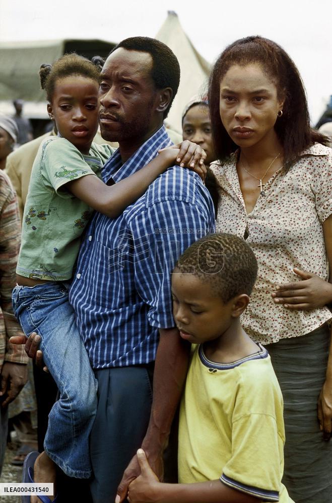 Hotel Rwanda (2004)