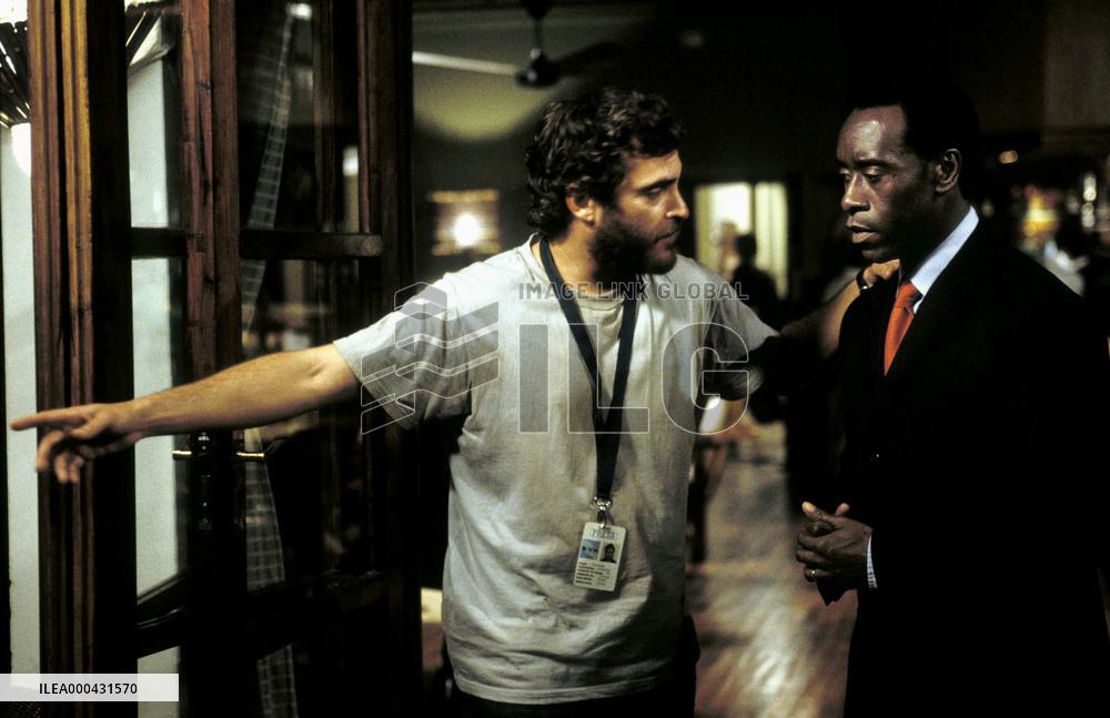 Hotel Rwanda (2004)