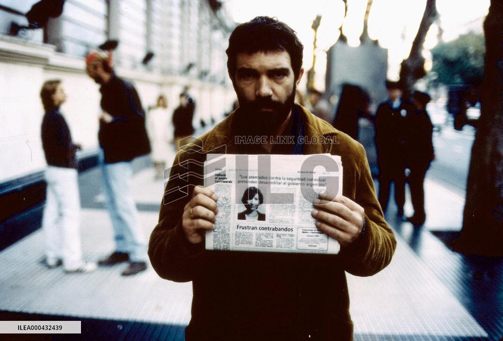 Imagining Argentina (2003)