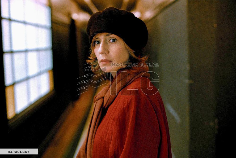 Intimate Strangers (2004)