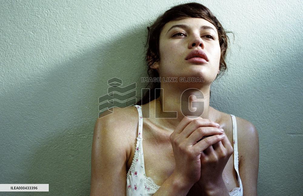 L' Annulaire; The Ring Finger (2005)