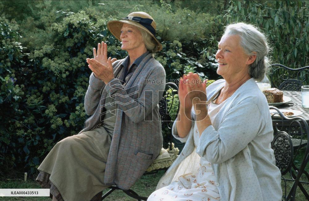 Ladies In Lavender (2004)