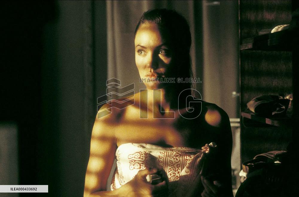 Lara Croft Tomb Raider: The Cr (2003)