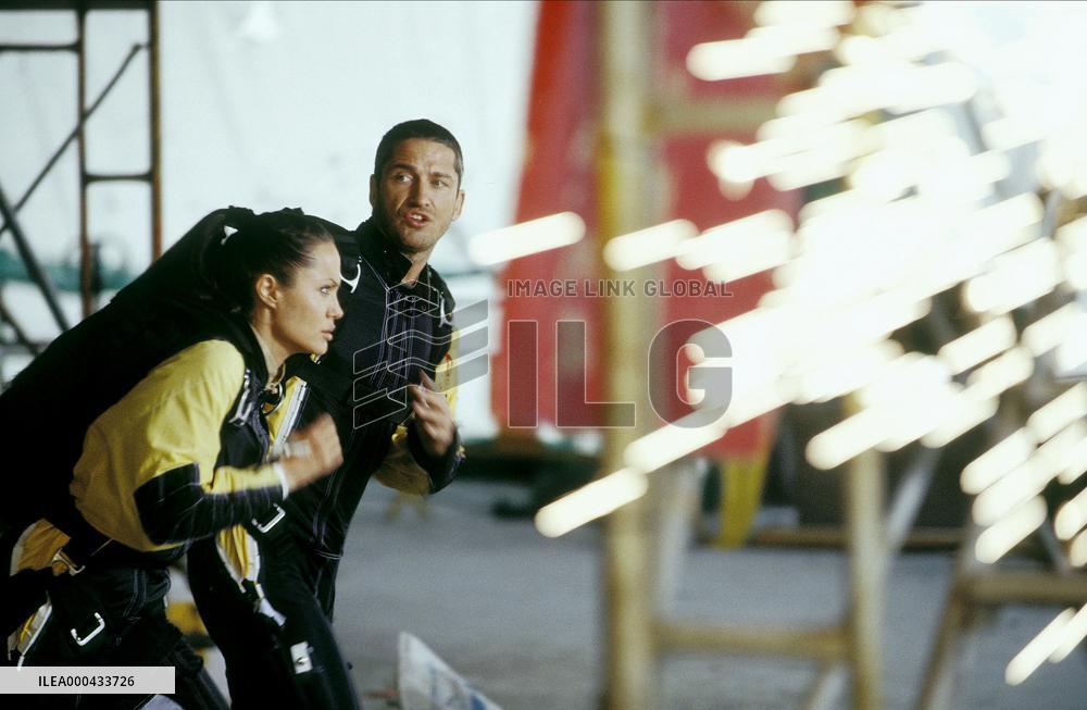 Lara Croft Tomb Raider: The Cr (2003)