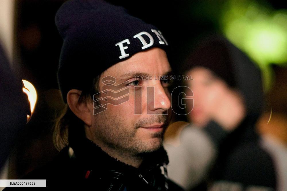 One Last Thing... (2005)