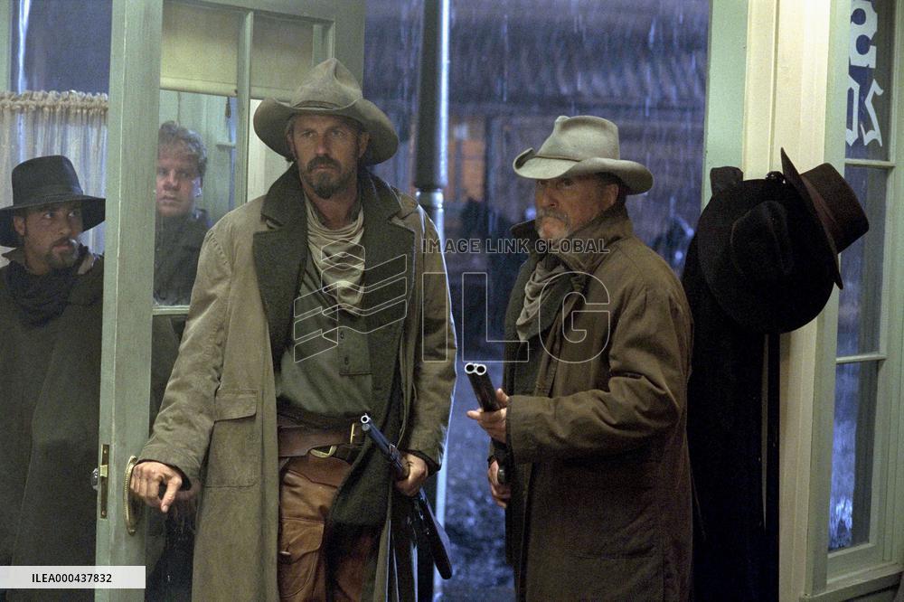 Open Range (2003)