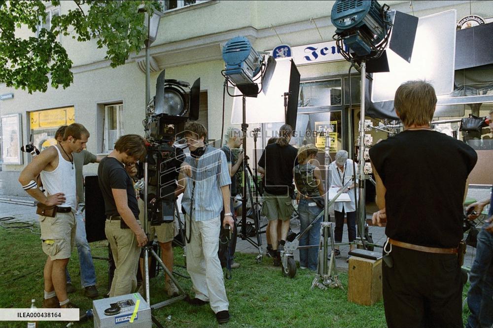 Play It Loud! (2003)