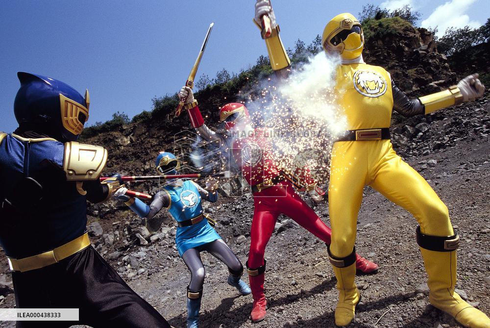 Power Rangers Ninja Storm (2003)
