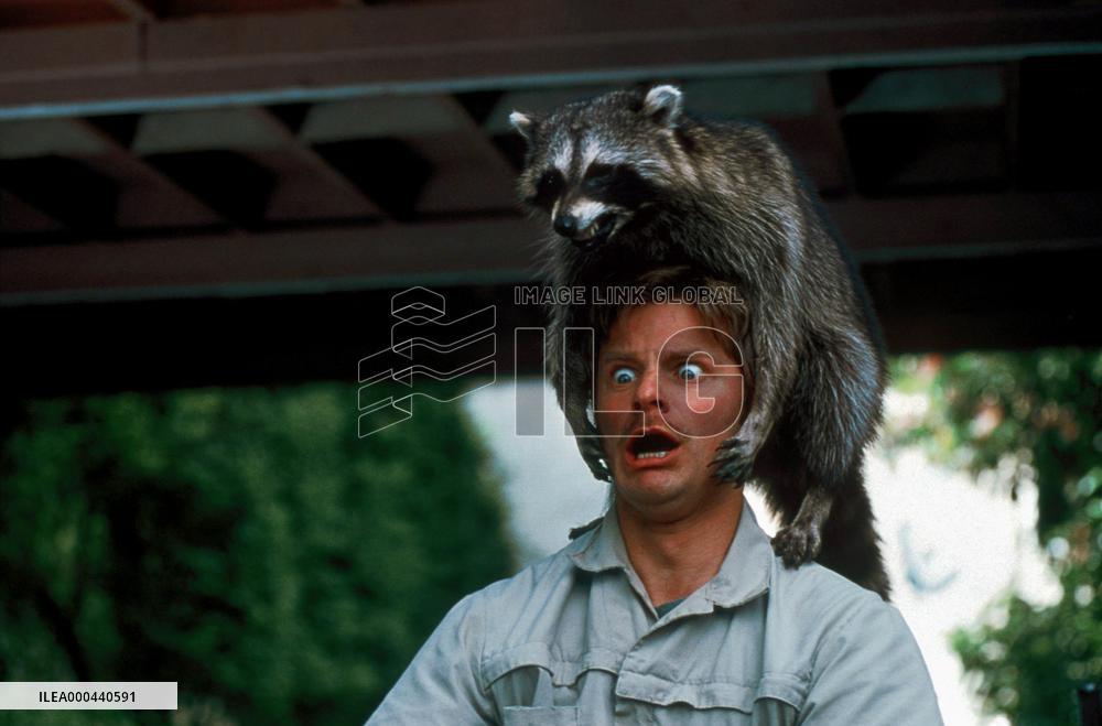 Saving Silverman (2001)