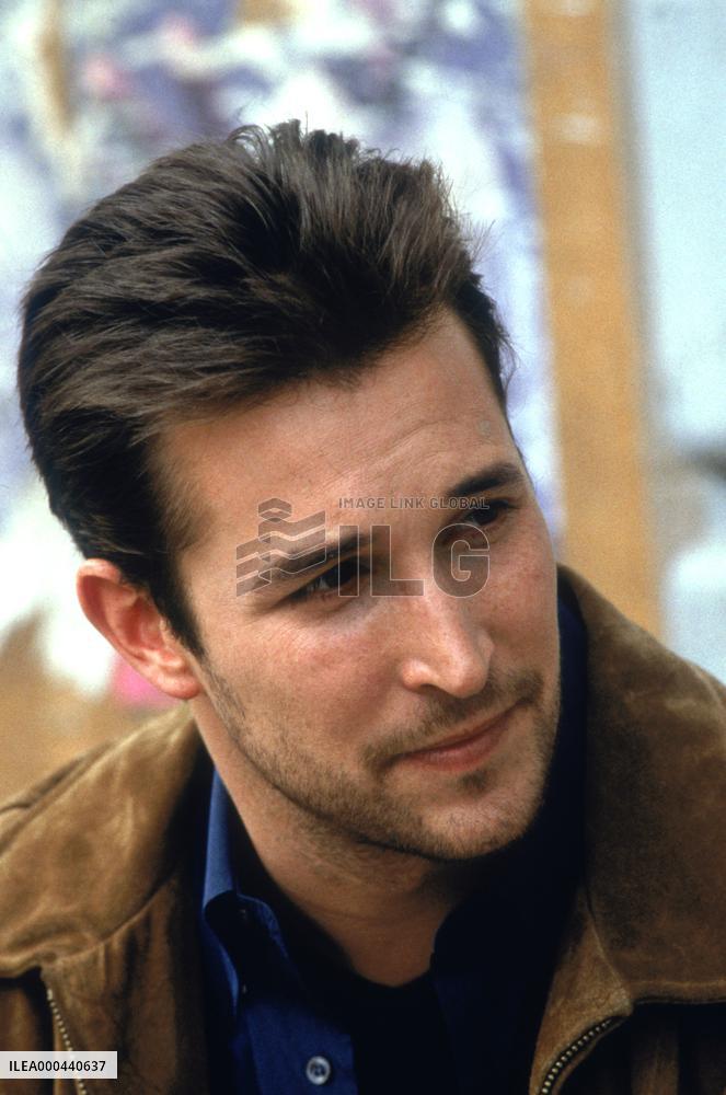 Scenes Of The Crime (2001)