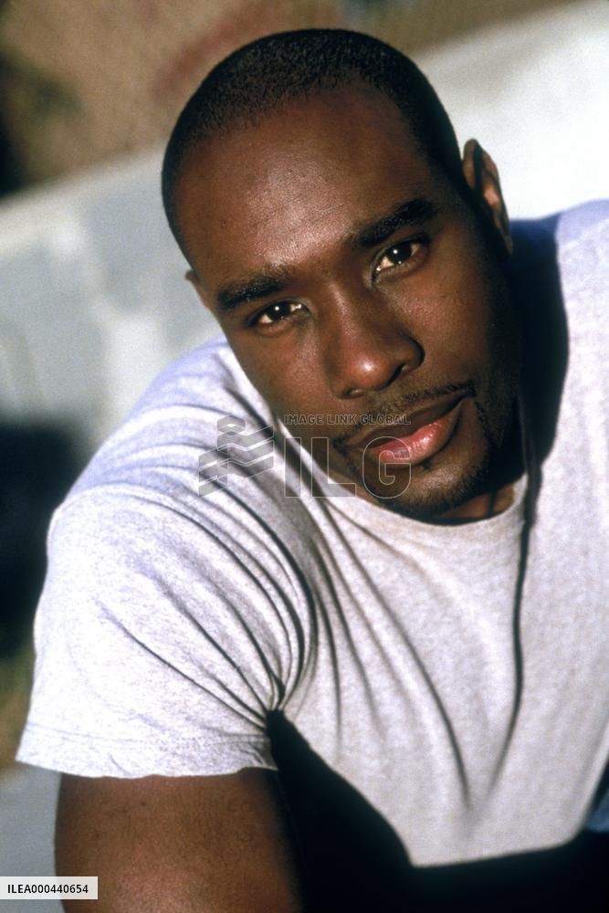 Scenes Of The Crime (2001)