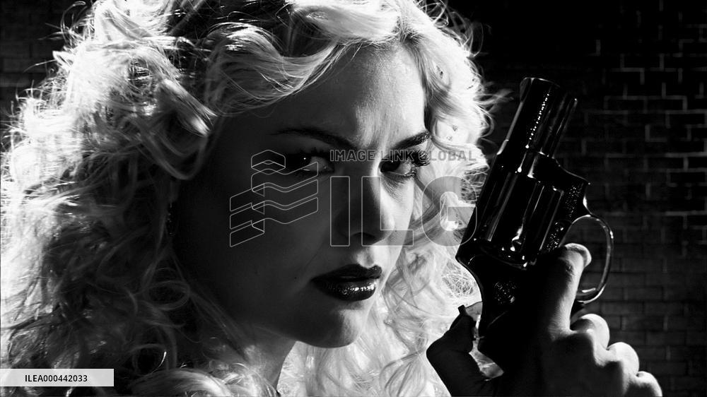 Sin City (2005)