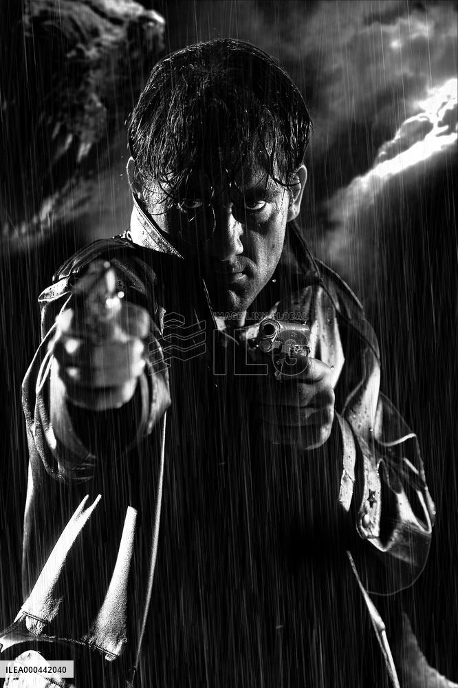 Sin City (2005)