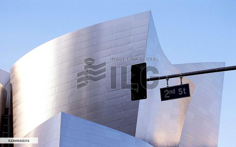 Sketches Of Frank Gehry (2005)