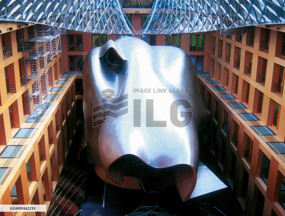 Sketches Of Frank Gehry (2005)