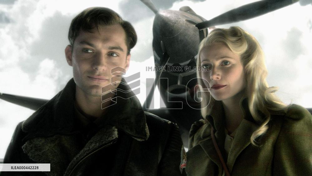 Sky Captain And The World Of T (2004)