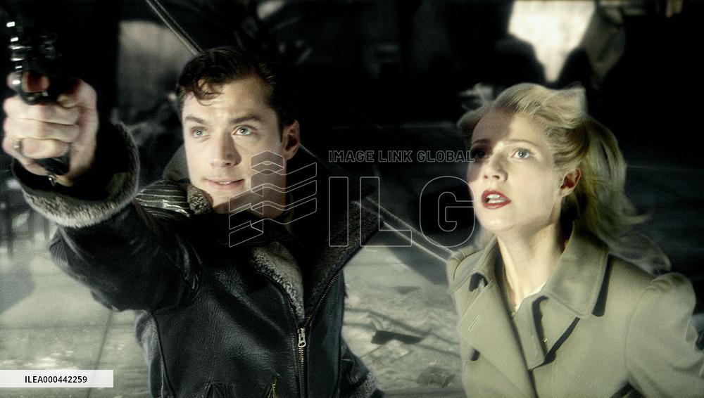 Sky Captain 'World Of Tomorrow (2004)